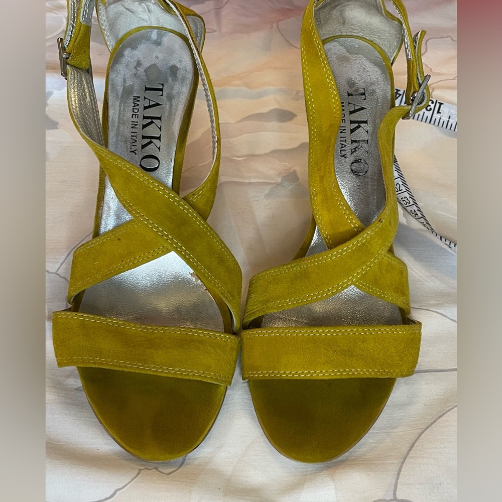 Takko sandals, Sz 39, suede, color mustard, made in Italy, wedges, heel 3.5